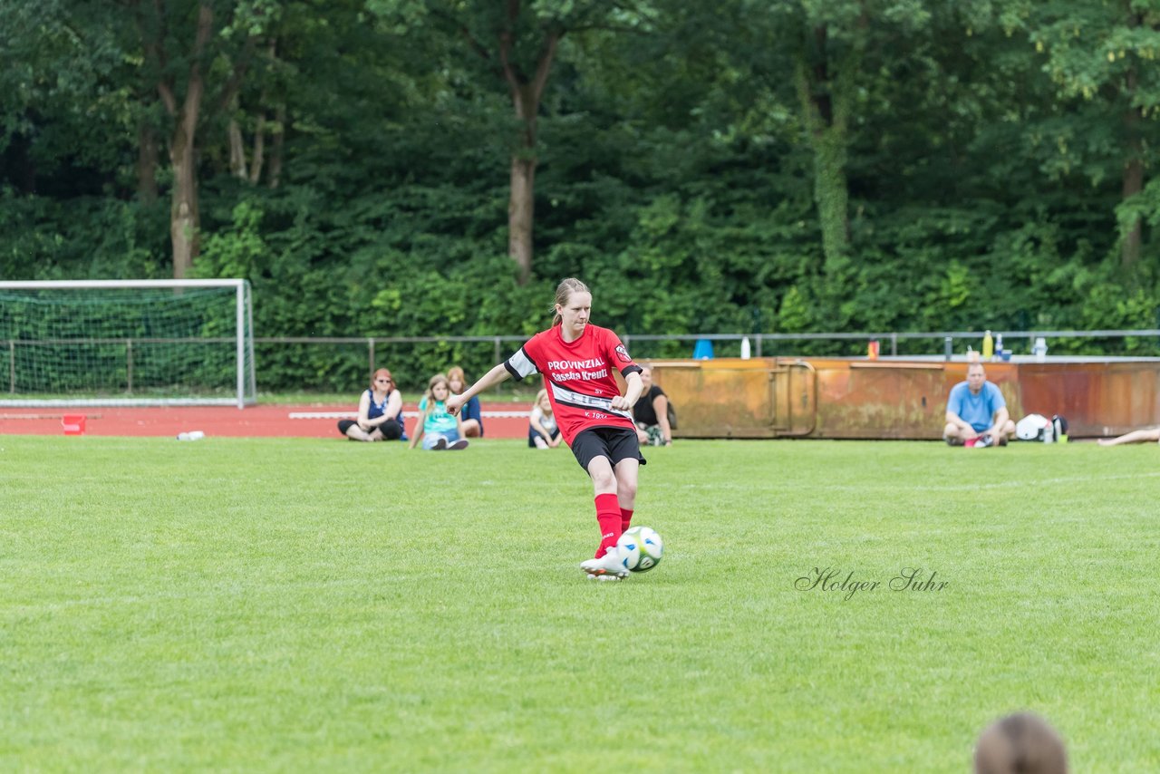 Bild 588 - Loewinnen Cup